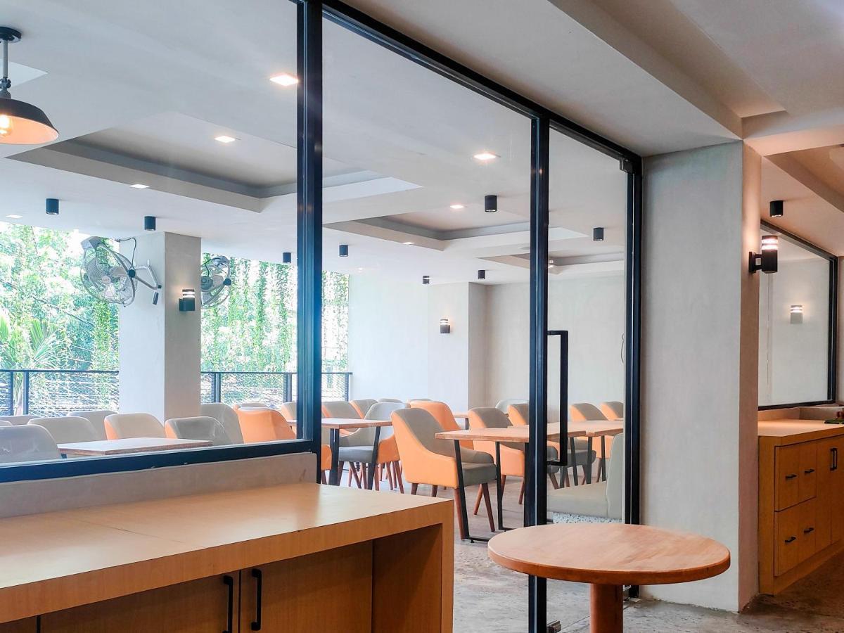 Travel Biz Hotel Medan Mitra Reddoorz Luaran gambar